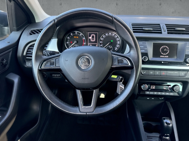 Fahrzeugabbildung SKODA Fabia 1.2 TSI DSG Ambition Kima PDC SHZ GRA