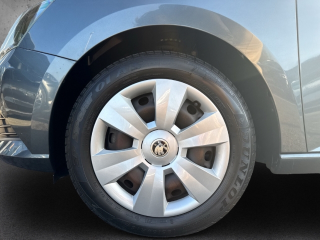 Fahrzeugabbildung SKODA Fabia 1.2 TSI DSG Ambition Kima PDC SHZ GRA