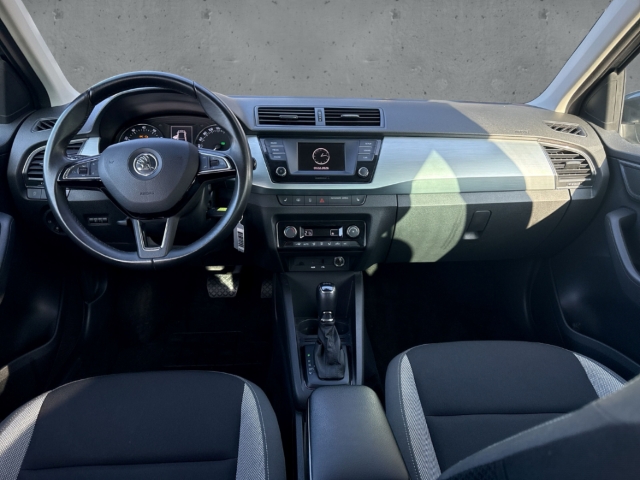 Fahrzeugabbildung SKODA Fabia 1.2 TSI DSG Ambition Kima PDC SHZ GRA