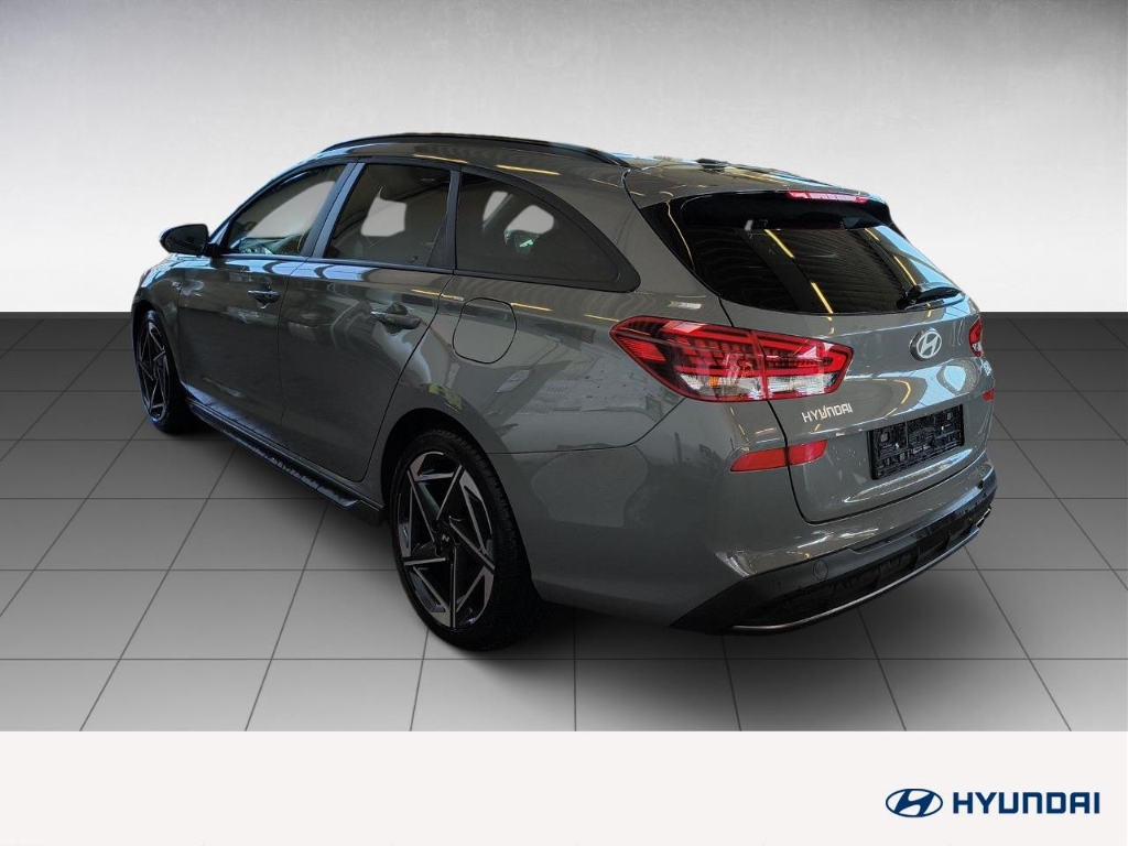 Fahrzeugabbildung Hyundai i30 FL Kombi 1.5 T-GDI 48V DCT N-Line Sitz-Paket MY25 Sportpaket Navi Digitales Cockpit