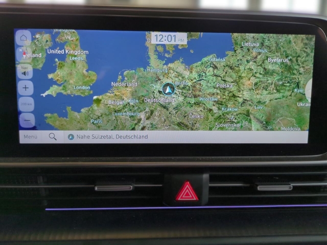 Fahrzeugabbildung Hyundai IONIQ 6 77,4kWh 4WD UNIQ Digi-Spiegel 20LM Schiebedach HUD Navi Digitales Cockpit Memory Sitze