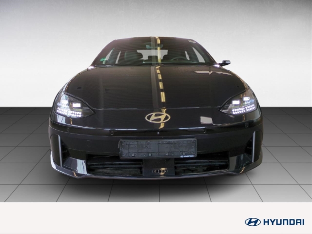 Fahrzeugabbildung Hyundai IONIQ 6 77,4kWh 4WD UNIQ Digi-Spiegel 20LM Schiebedach HUD Navi Digitales Cockpit Memory Sitze