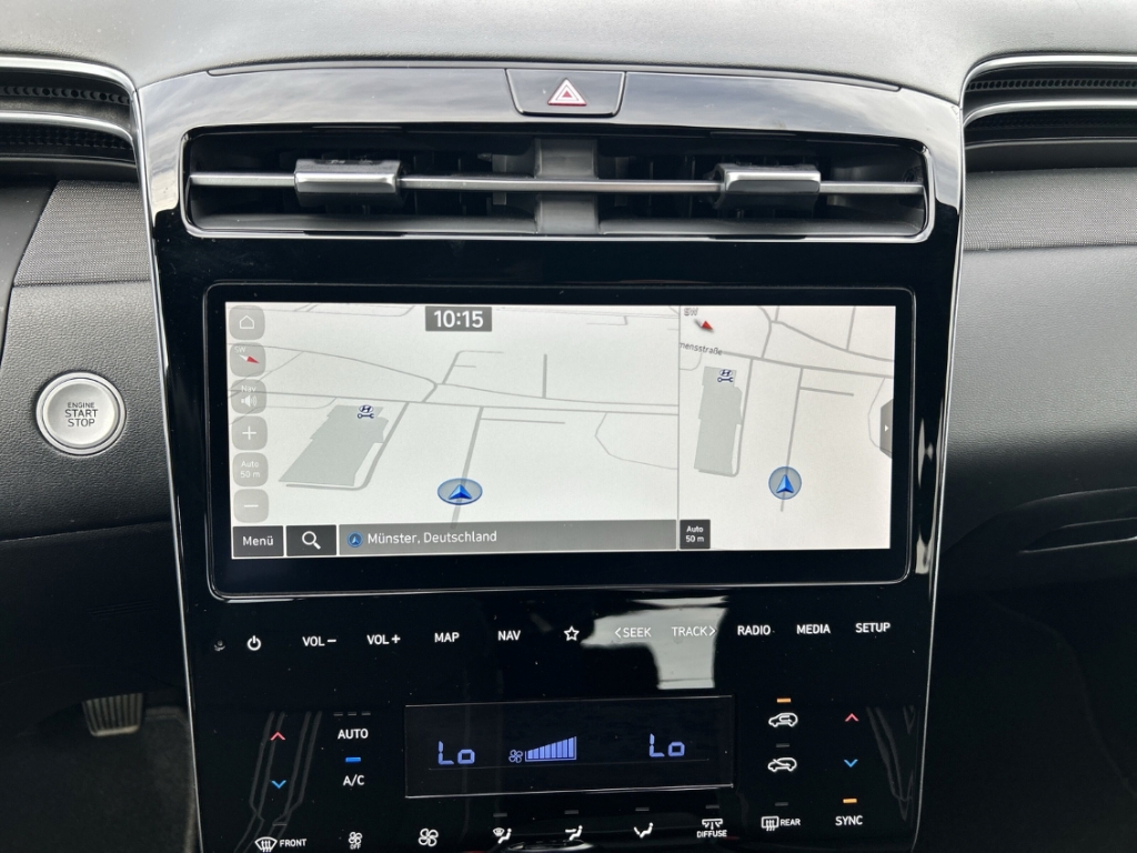 Fahrzeugabbildung Hyundai TUCSON 1.6 T-GDi MT 2WD ADVANTAGE Navi Digitales Cockpit Soundsystem