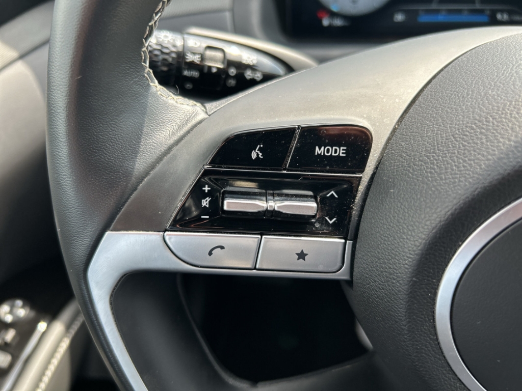 Fahrzeugabbildung Hyundai TUCSON 1.6 T-GDi MT 2WD ADVANTAGE Navi Digitales Cockpit Soundsystem