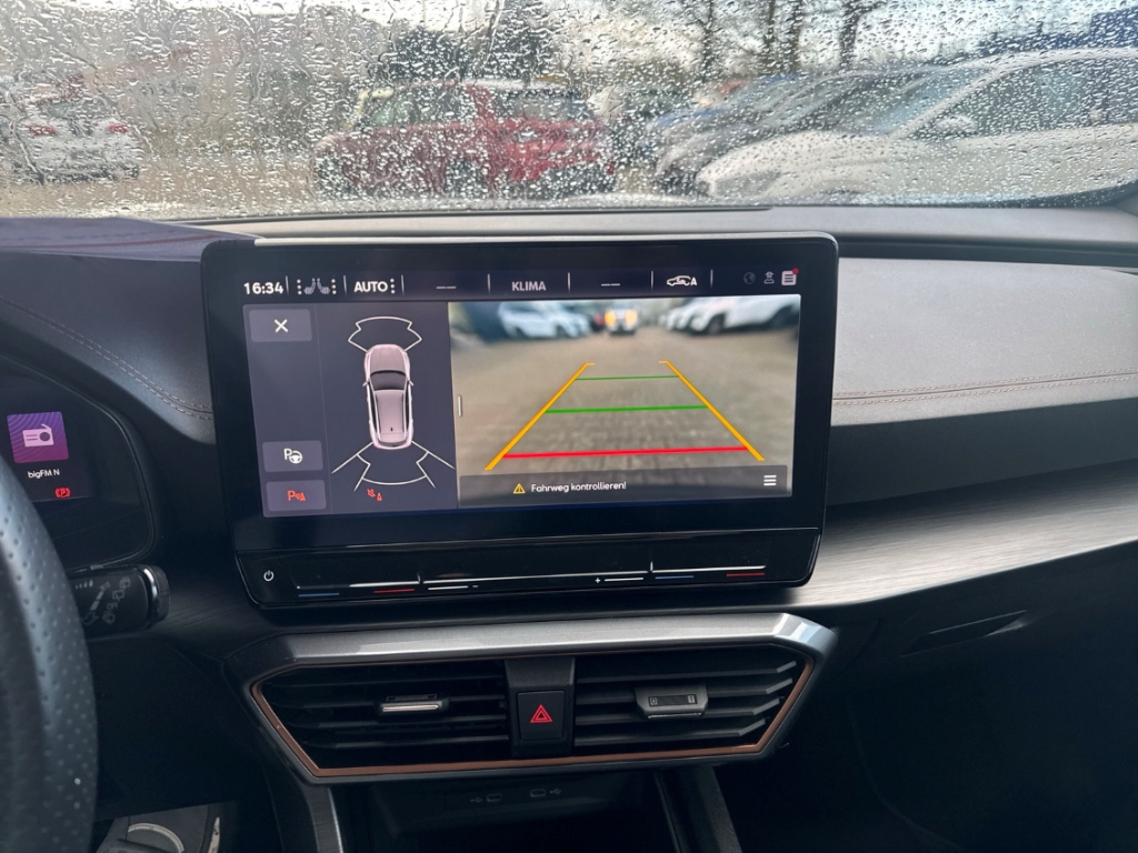 Fahrzeugabbildung CUPRA Formentor 2.5 TSI VZ5 LED NAVI PDC SHZ R-Kam Bea AD Leder Digitales Cockpit Soundsystem
