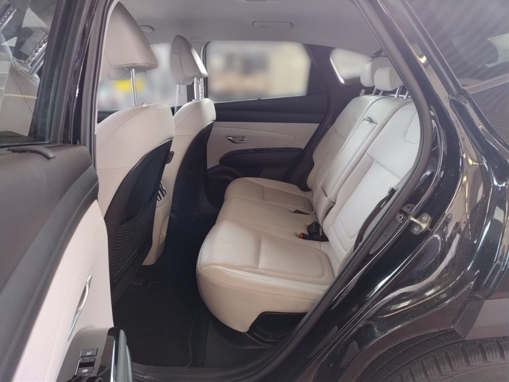 Fahrzeugabbildung Hyundai TUCSON FL PHEV 1.6 AT 4WD MY25 Prime ECS Assist-P MATRIX-LED Leder Digitales Cockpit