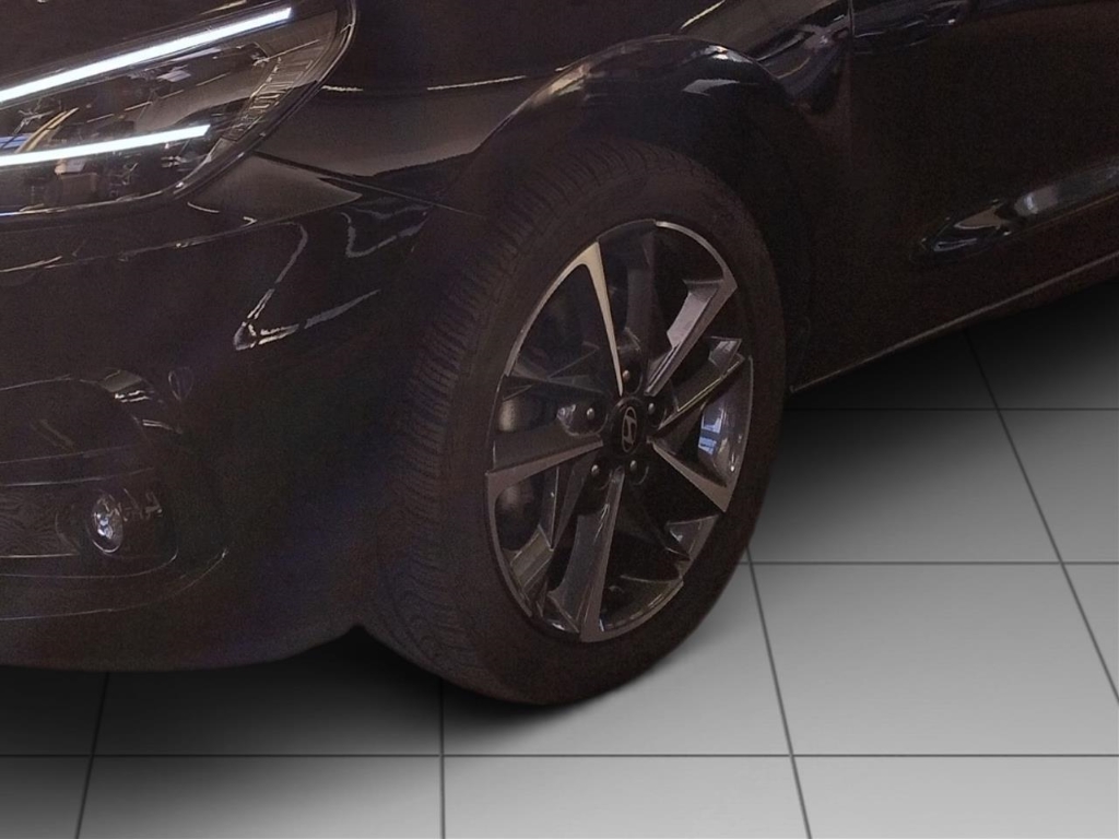 Fahrzeugabbildung Hyundai i30 FL Kombi 1.5 T-GDI MT 48V Advantage Panoramadach Navi Digitales Cockpit