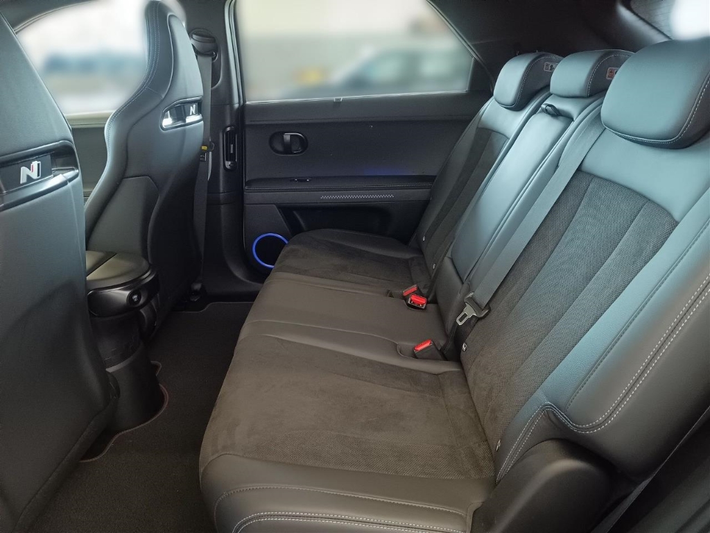 Fahrzeugabbildung Hyundai IONIQ 5 4WD 84kWh N-Performance Sitz-Paket HUD Navi Leder Digitales Cockpit