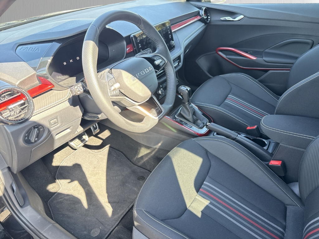 Fahrzeugabbildung SKODA Fabia 1.0 TSI Monte Carlo SHZ PDCv+h R-Kam digCP