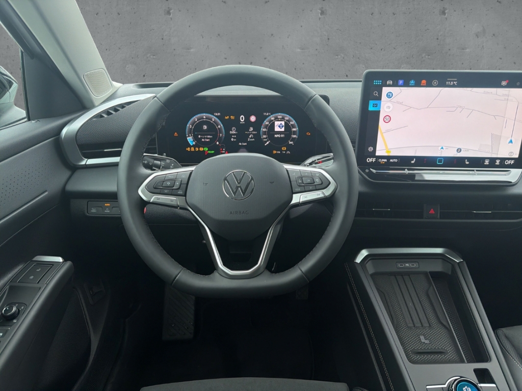 Fahrzeugabbildung Volkswagen T-Roc 1.5 eTSI DSG Style Navi IQ.Light IQ.Drive