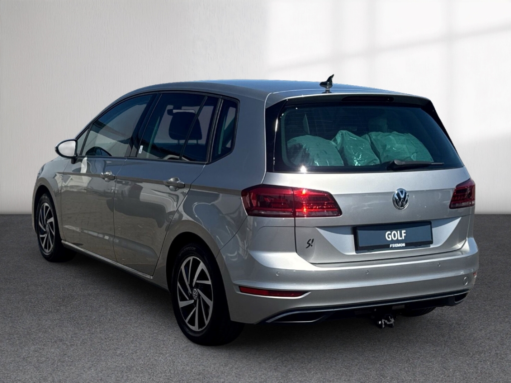 Fahrzeugabbildung Volkswagen Golf Sportsvan Comfortline Temp PDCv+h SHZ Color BT