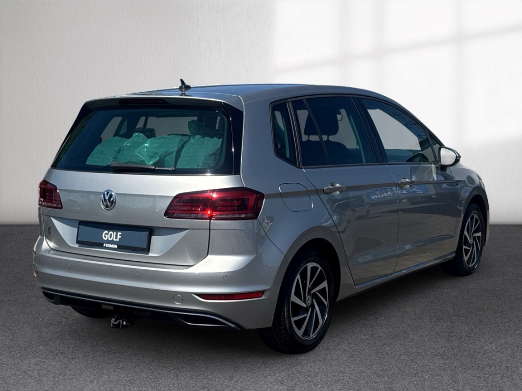 Fahrzeugabbildung Volkswagen Golf Sportsvan Comfortline Temp PDCv+h SHZ Color BT