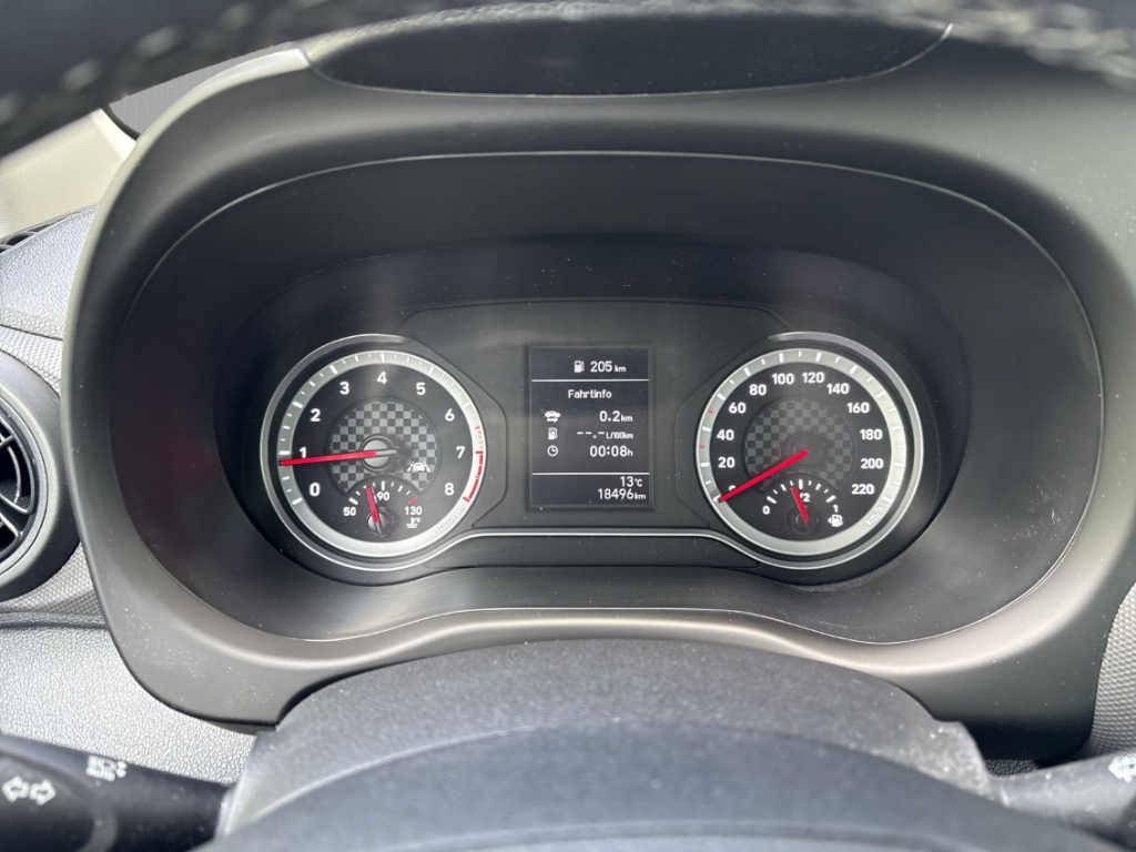 Fahrzeugabbildung Hyundai i10 Select Funktionspaket SHZ Klima