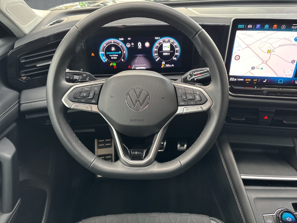 Fahrzeugabbildung Volkswagen Tiguan TDI DSG Goal AHK LED+ Navi ACC 360° LHZ