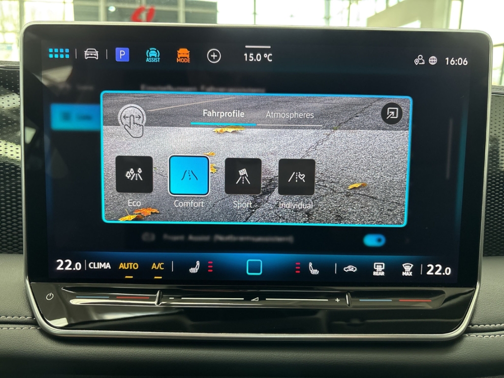 Fahrzeugabbildung Volkswagen Tiguan TDI DSG Goal AHK LED+ Navi ACC 360° LHZ