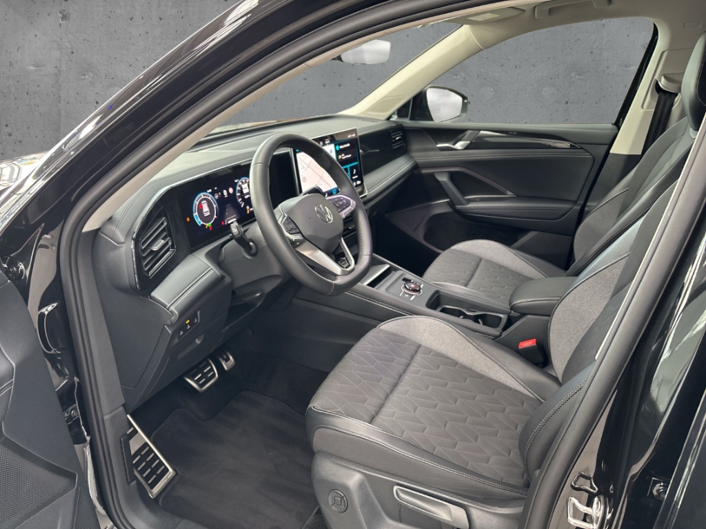 Fahrzeugabbildung Volkswagen Tiguan TDI DSG Goal AHK LED+ Navi ACC 360° LHZ