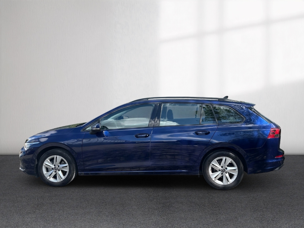 Fahrzeugabbildung Volkswagen Golf 1.0 eTSI DSG Life LED ACC RKam Keyless Navi PDC