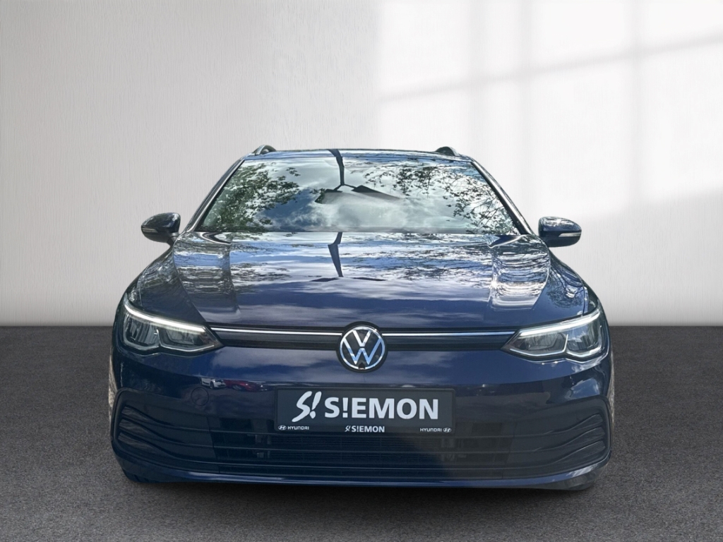 Fahrzeugabbildung Volkswagen Golf 1.0 eTSI DSG Life LED ACC RKam Keyless Navi PDC