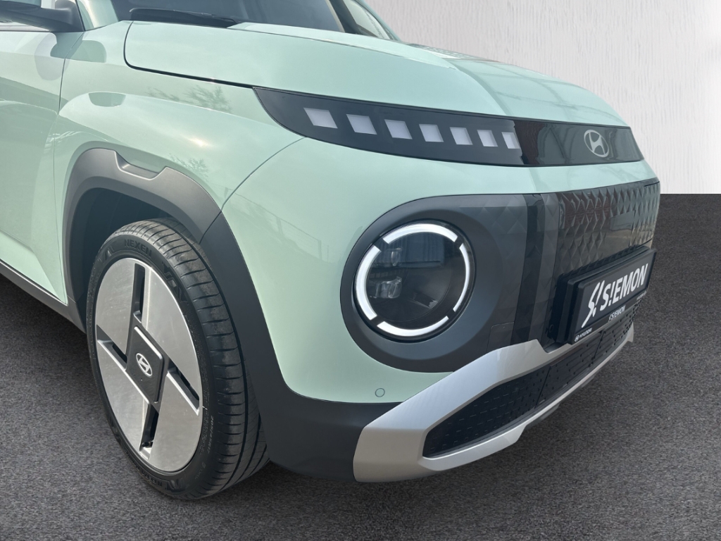 Fahrzeugabbildung Hyundai INSTER EV MY27 49kWh Lounge E-Komf-P. Navi Digitales Cockpit ACC Apple CarPlay