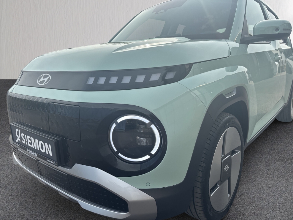 Fahrzeugabbildung Hyundai INSTER EV MY27 49kWh Lounge E-Komf-P. Navi Digitales Cockpit ACC Apple CarPlay