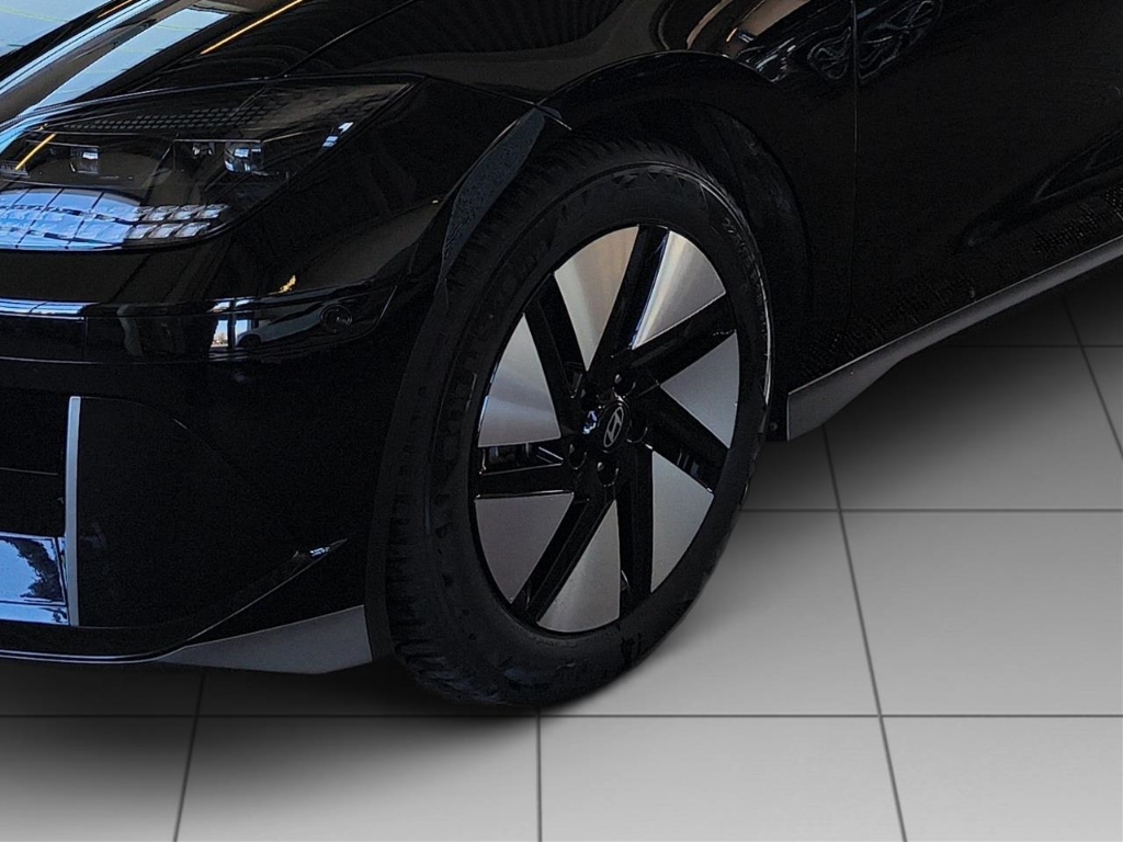 Fahrzeugabbildung Hyundai IONIQ 6 77,4kWh 4WD UNIQ HUD Navi Digitales Cockpit Memory Sitze Soundsystem Bose
