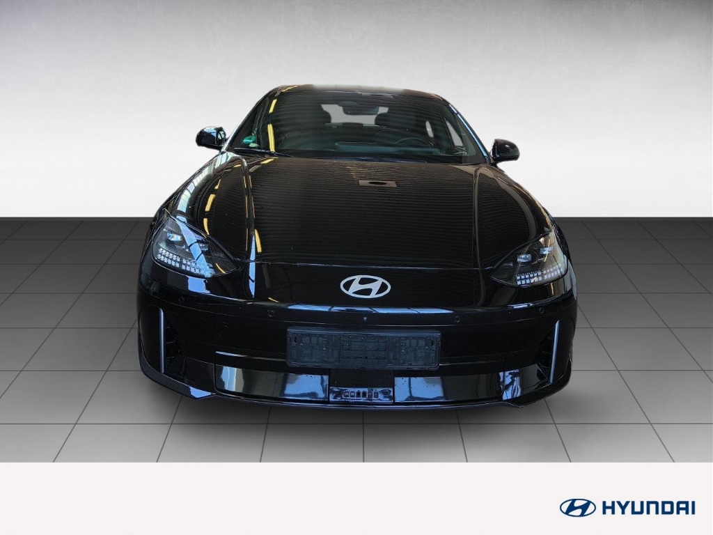 Fahrzeugabbildung Hyundai IONIQ 6 77,4kWh 4WD UNIQ HUD Navi Digitales Cockpit Memory Sitze Soundsystem Bose