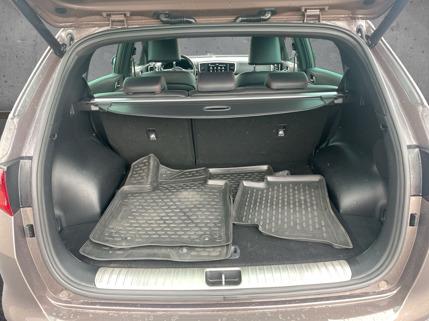 Fahrzeugabbildung Kia Sportage GT-Line 4WD ACC NAV SHZ SL JBL LEDER