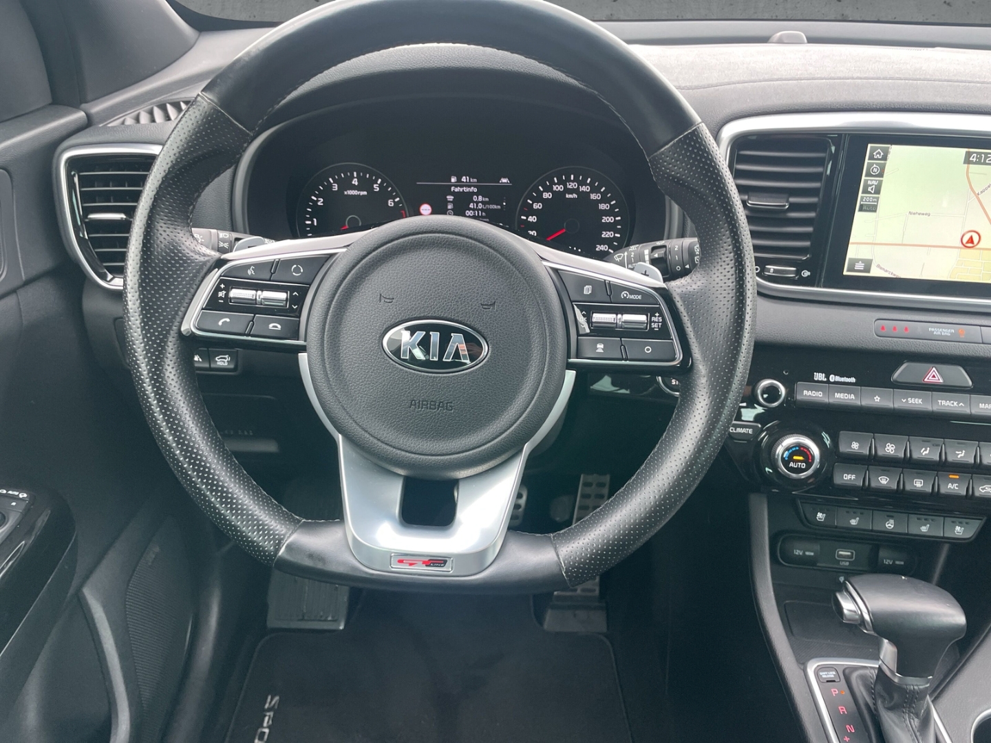 Fahrzeugabbildung Kia Sportage GT-Line 4WD ACC NAV SHZ SL JBL LEDER