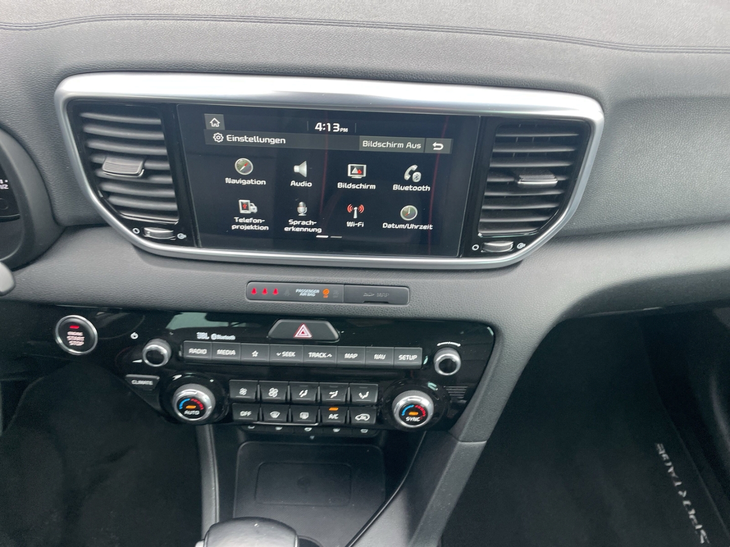 Fahrzeugabbildung Kia Sportage GT-Line 4WD ACC NAV SHZ SL JBL LEDER