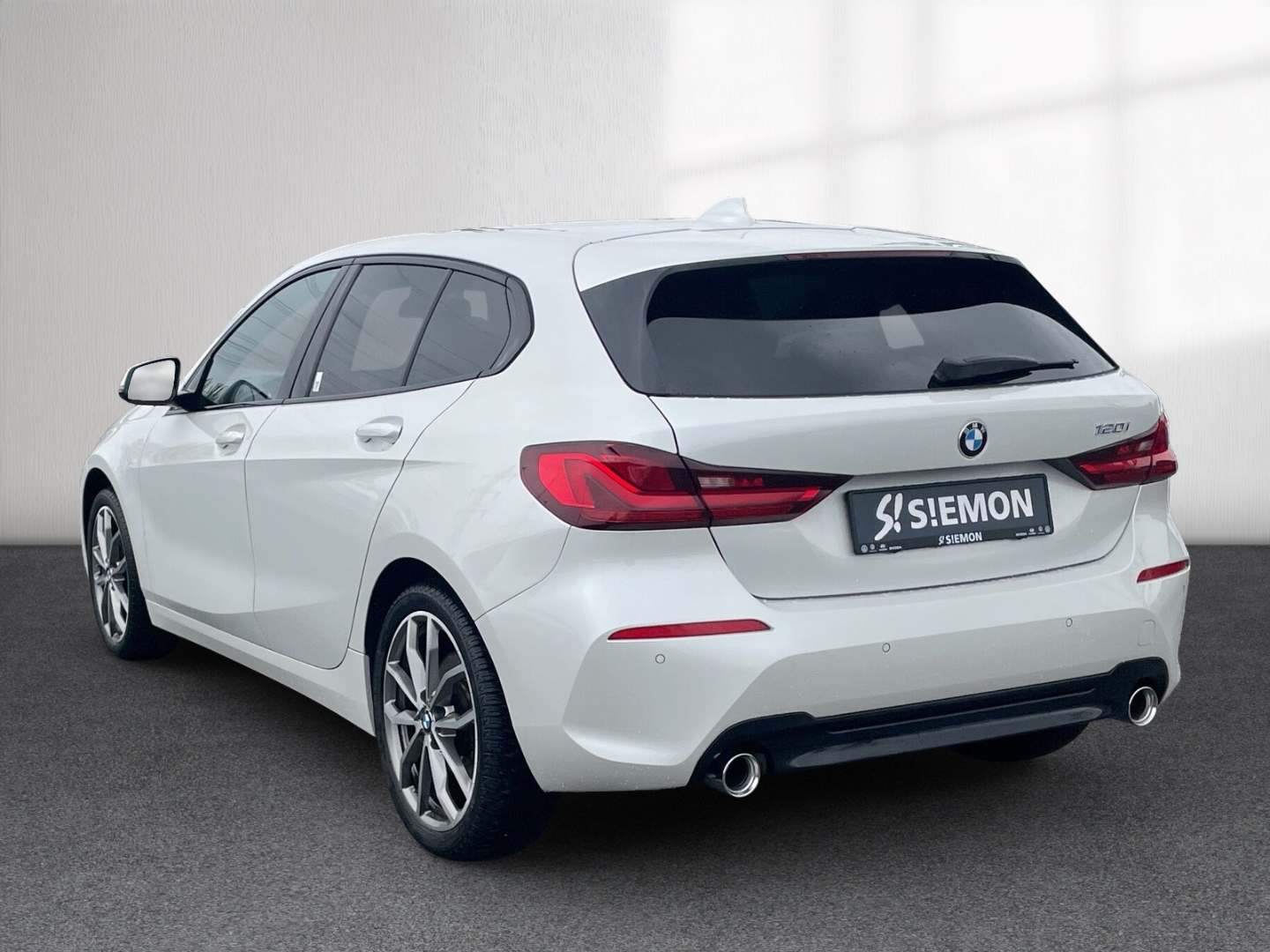 Fahrzeugabbildung BMW 120 Sport Line M-Sport LENK LED TEMP NAV LEDER