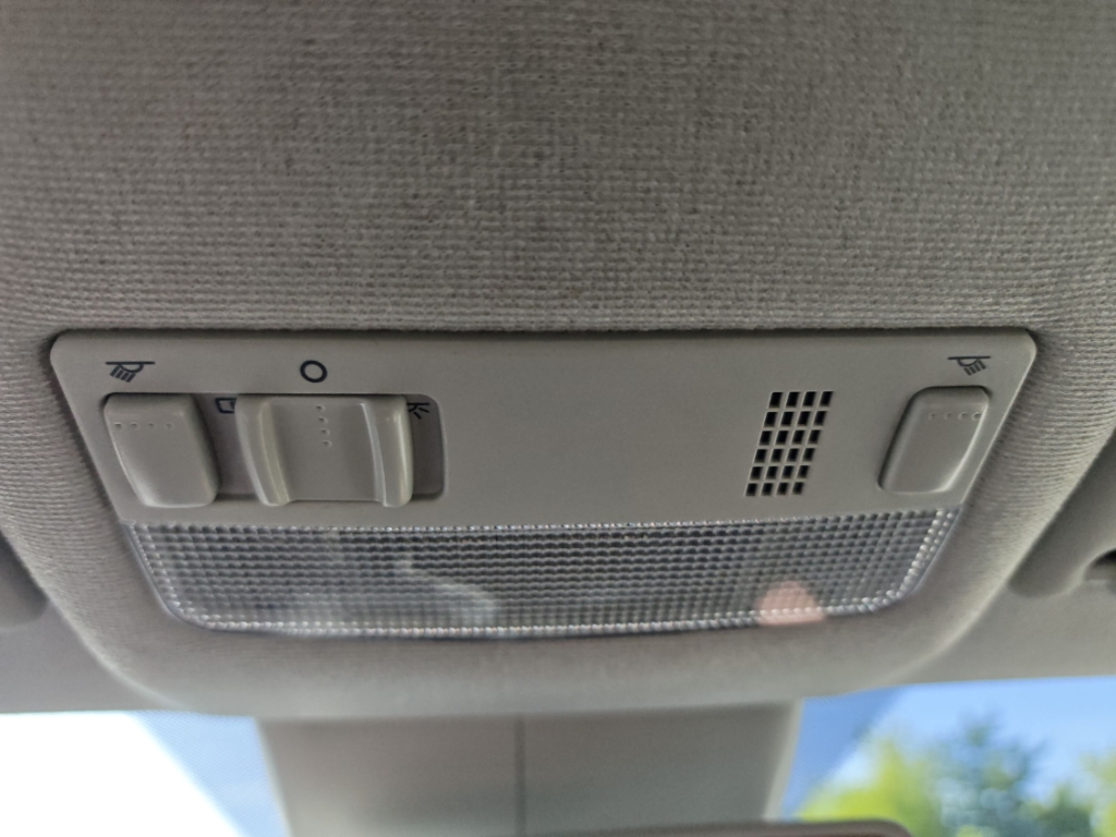 Fahrzeugabbildung Volkswagen up! 1,0 BMT move Temp Klima PDC Rückfahrkam.