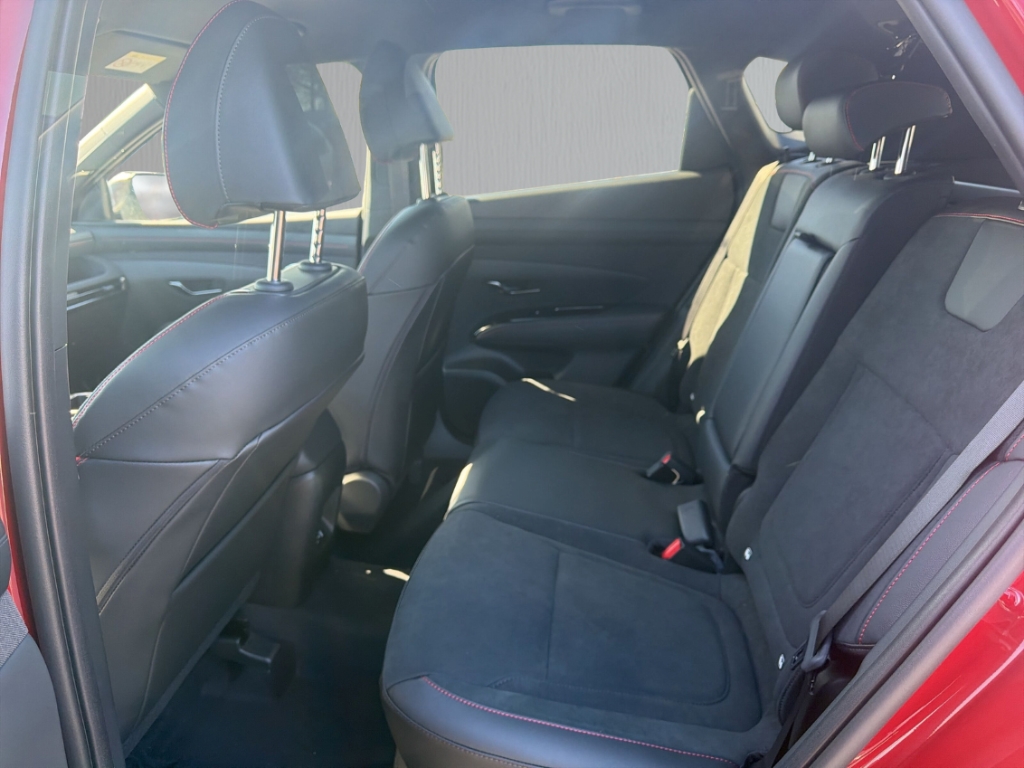 Fahrzeugabbildung Hyundai TUCSON FL MY26 1.6 T-GDI DCT 2WD N-Line Navi Digitales Cockpit LED ACC