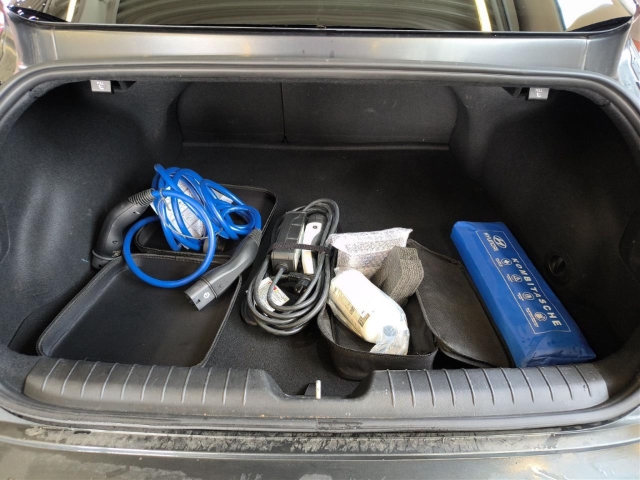 Fahrzeugabbildung Hyundai IONIQ 6 77,4kWh 4WD TECHNIQ Park-P. Bose HUD Navi Digitales Cockpit Soundsystem 360 Kamera