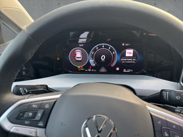 Fahrzeugabbildung Volkswagen Golf 1.5 eTSI DSG Goal AHK LED+ Navi ACC SHZ Kam