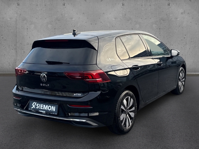 Fahrzeugabbildung Volkswagen Golf 1.5 eTSI DSG Goal AHK LED+ Navi ACC SHZ Kam