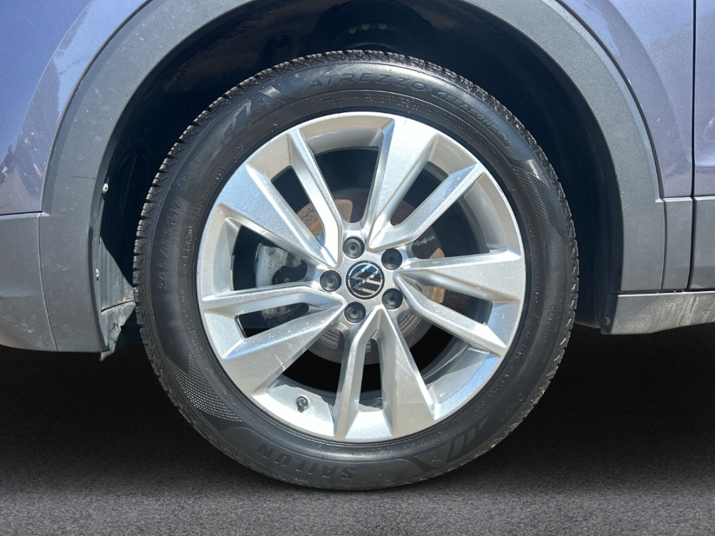 Fahrzeugabbildung Volkswagen T-Cross 1.0 TSI DSG Life ACC LED IQ.Drive SHZ RKam AppC