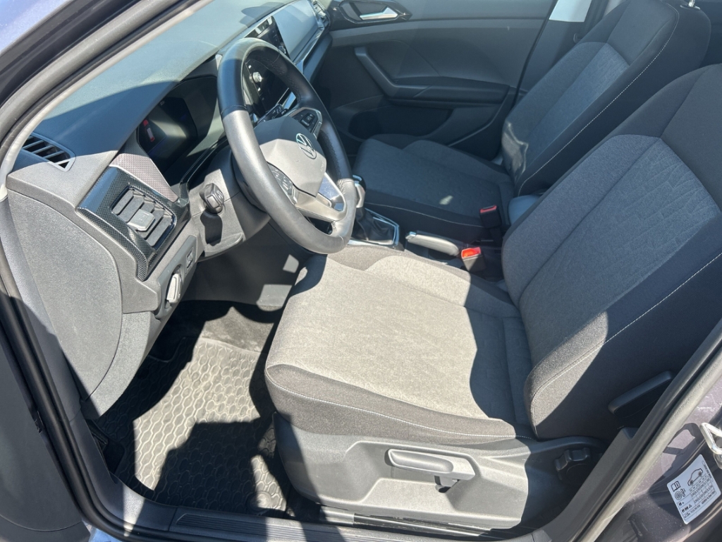 Fahrzeugabbildung Volkswagen T-Cross 1.0 TSI DSG Life ACC LED IQ.Drive SHZ RKam AppC