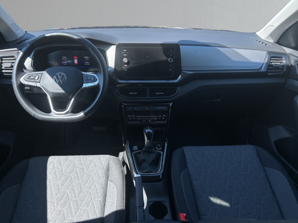 Fahrzeugabbildung Volkswagen T-Cross 1.0 TSI DSG Life ACC LED IQ.Drive SHZ RKam AppC