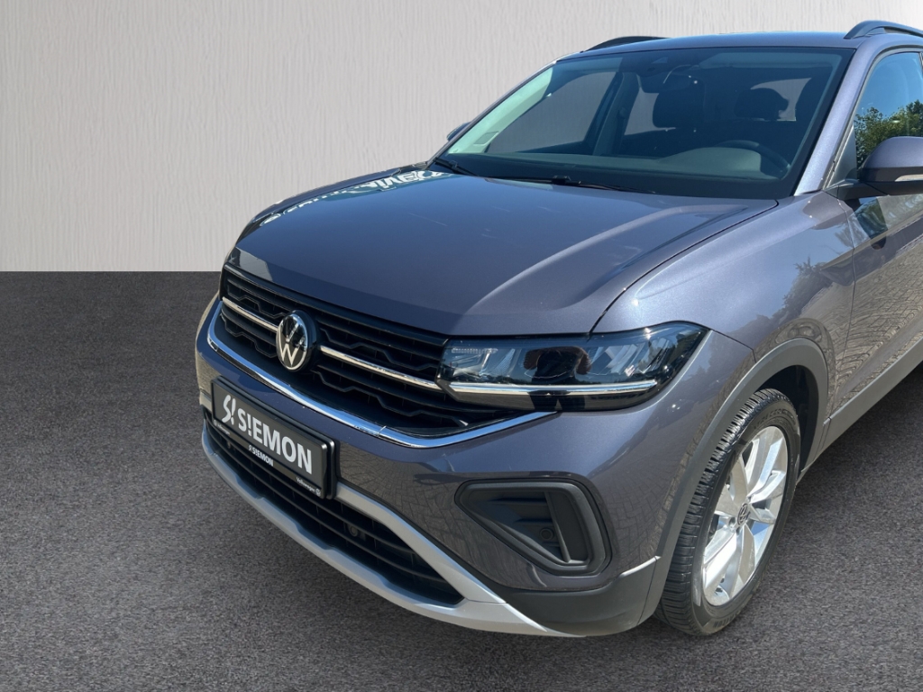 Fahrzeugabbildung Volkswagen T-Cross 1.0 TSI DSG Life ACC LED IQ.Drive SHZ RKam AppC