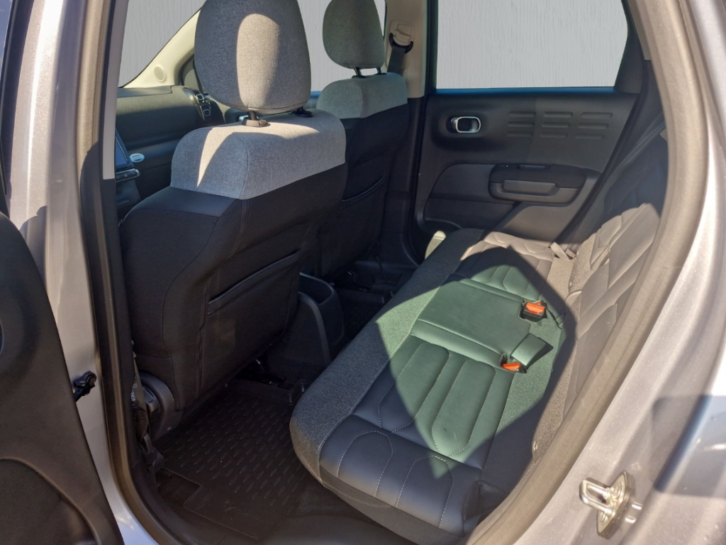 Fahrzeugabbildung Citroen C3 Aircross 1.5BlueHDi 110 Plus HuD Klimaauto SmartLink Navi PDC GRA