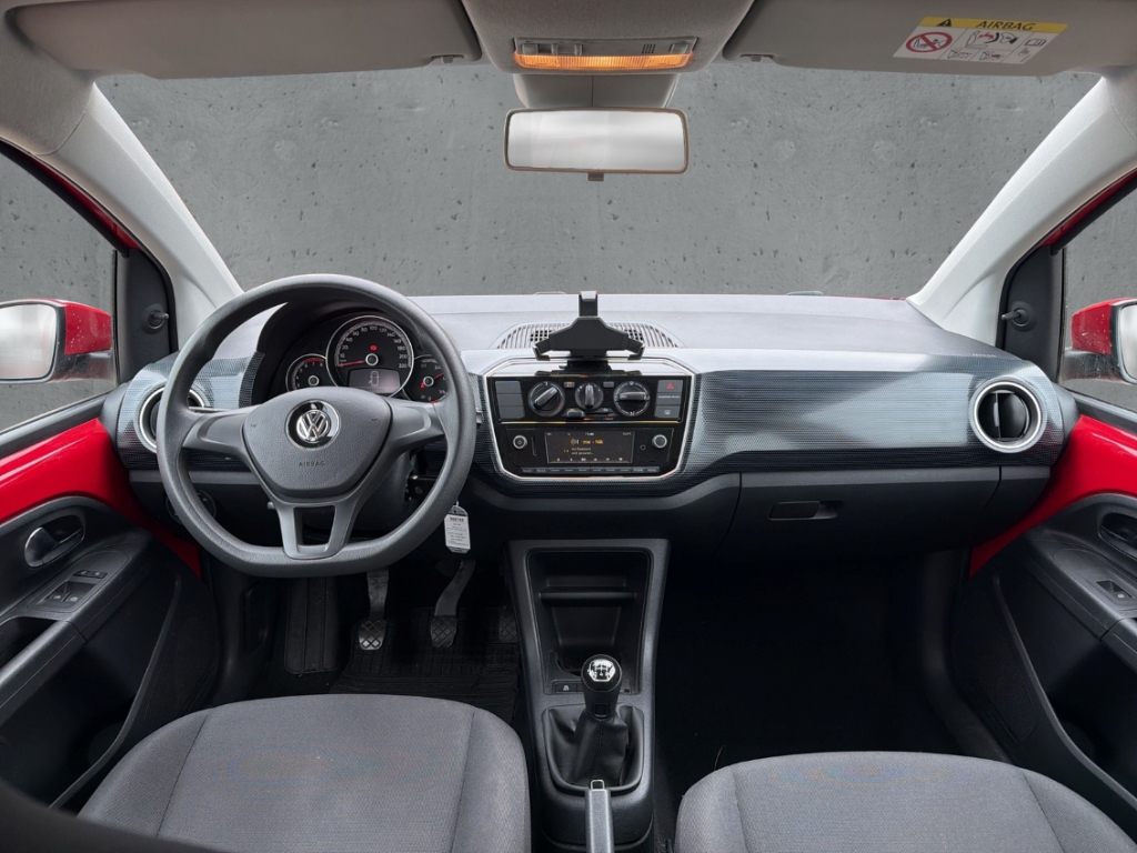Fahrzeugabbildung Volkswagen up! move 1.0 GJR PDChi Klima Radio USB