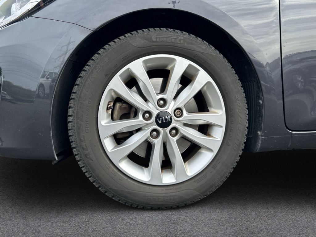 Fahrzeugabbildung Kia Cee'd 1.4 CVVT Edition 7 Klima SHZ LHZ Bluetooth