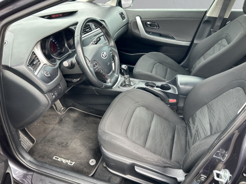 Fahrzeugabbildung Kia Cee'd 1.4 CVVT Edition 7 Klima SHZ LHZ Bluetooth