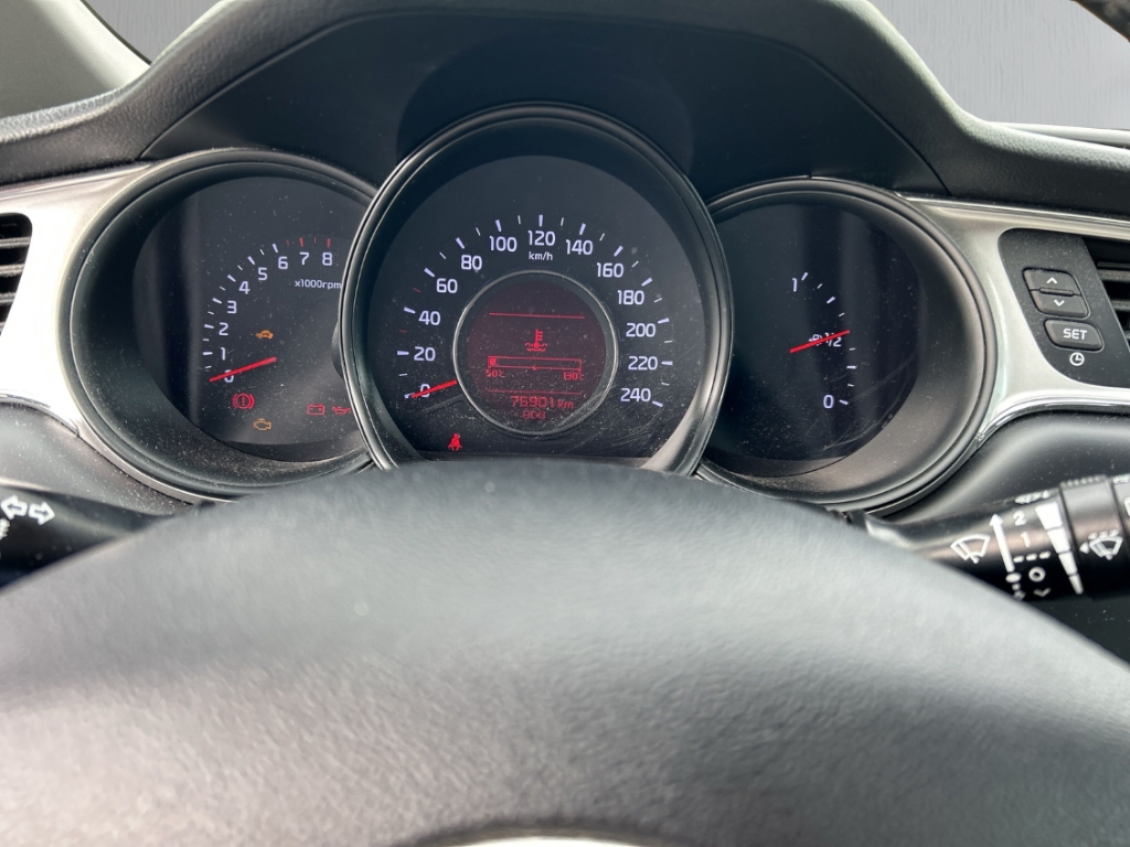 Fahrzeugabbildung Kia Cee'd 1.4 CVVT Edition 7 Klima SHZ LHZ Bluetooth