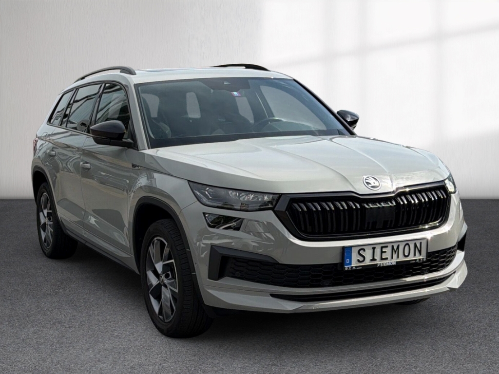 Fahrzeugabbildung SKODA Kodiaq TDI DSG Sportline AHK Matrix Pano Kamera