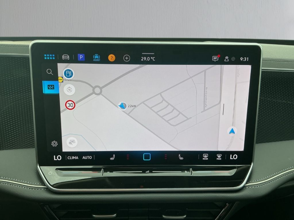 Fahrzeugabbildung Volkswagen Passat 2.0 TDI DSG Business ACC RFK Navi SHZ LHZ