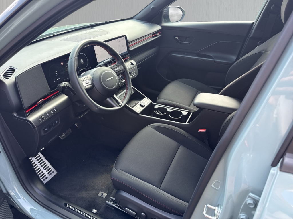 Fahrzeugabbildung Hyundai KONA SX2 1.0 T-Gdi DCT N-LINE Dachlackierung Navi Digitales Cockpit LED ACC El. Heckklappe
