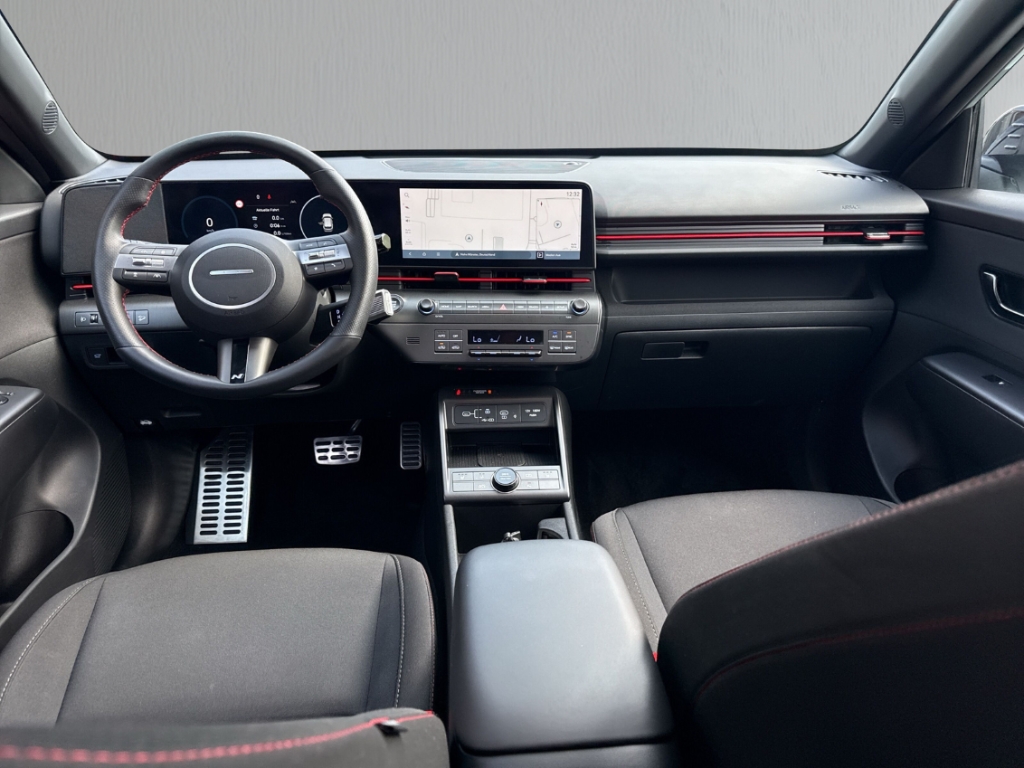 Fahrzeugabbildung Hyundai KONA SX2 1.0 T-Gdi DCT N-LINE Dachlackierung Navi Digitales Cockpit LED ACC El. Heckklappe