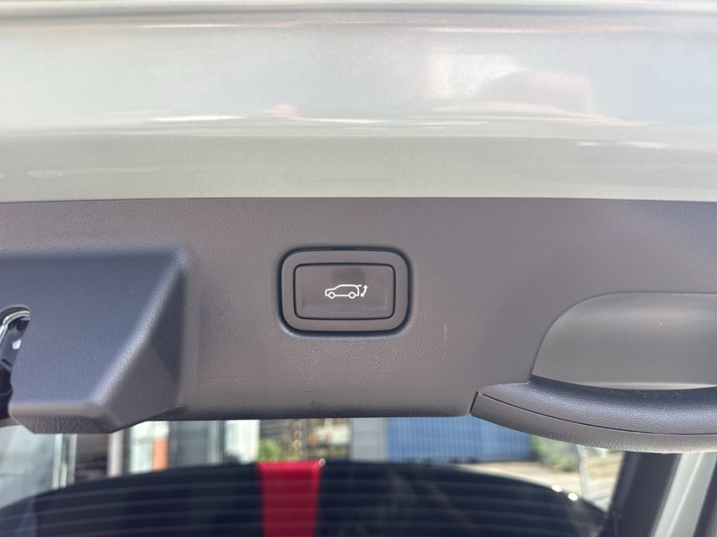 Fahrzeugabbildung Hyundai KONA SX2 1.0 T-Gdi DCT N-LINE Dachlackierung Navi Digitales Cockpit LED ACC El. Heckklappe