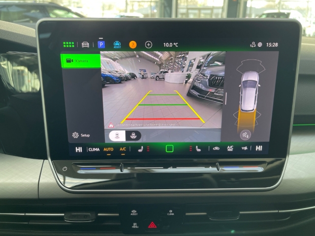 Fahrzeugabbildung Volkswagen Golf 1.5 eTSI DSG Life Klimaauto3Zonen Kam Li+Si